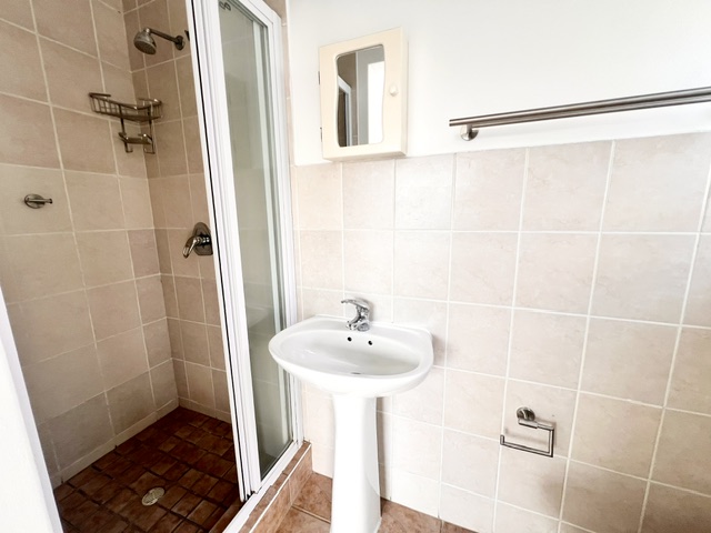 To Let 2 Bedroom Property for Rent in Vredekloof Western Cape